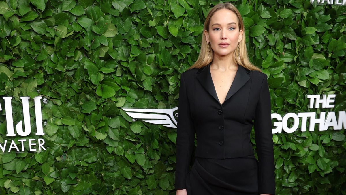 NEW YORK, NEW YORK - DECEMBER 01: Jennifer Lawrence attends the 35th Gotham Film Awards at Cipriani Wall Street on December 01, 2025 in New York City.   Michael Loccisano/Getty Images/AFP (Photo by Michael loccisano / GETTY IMAGES NORTH AMERICA / Getty Images via AFP)