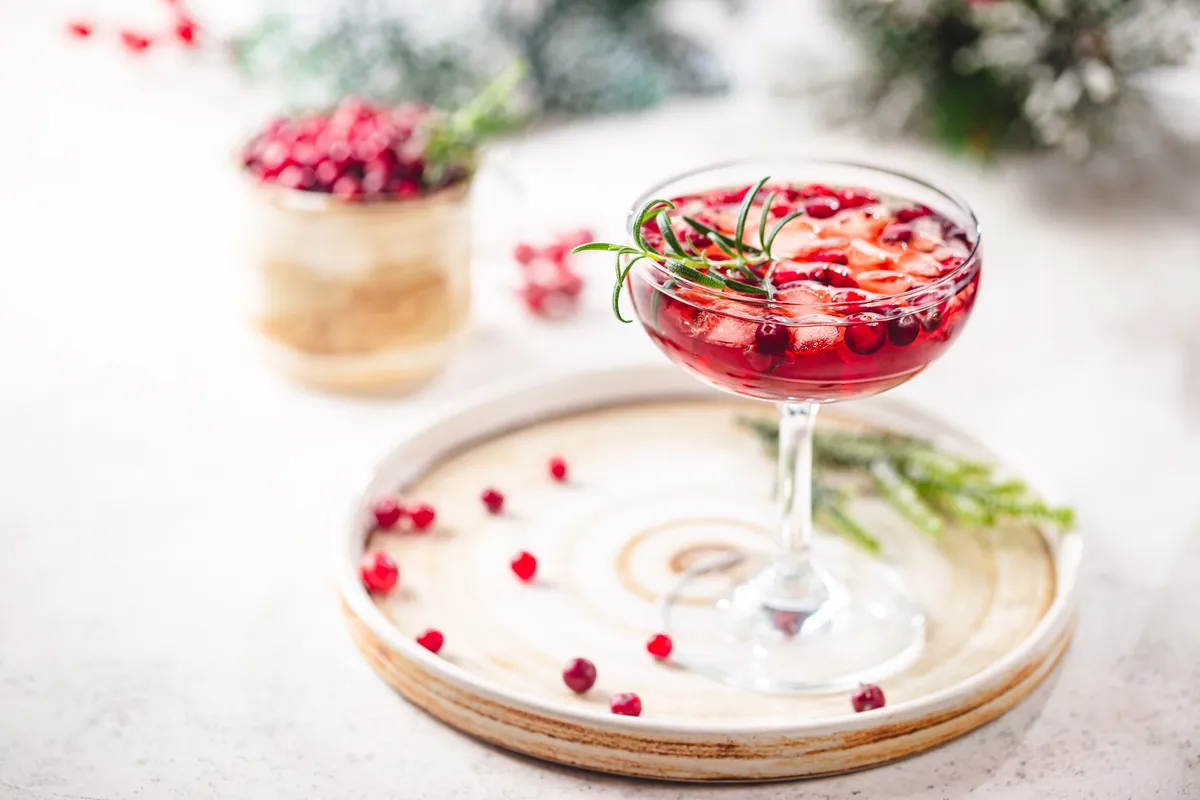 fagyöngymartini fagyos rozmaringgal