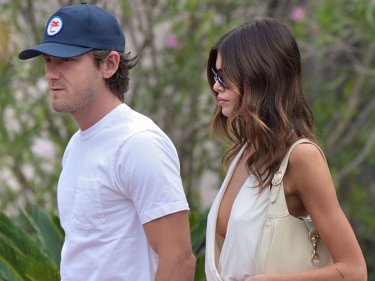 VENICE, ITALY - SEPTEMBER 02: Lewis Pullman and Kaia Gerber depart from Hotel Excelsior during the 82nd Venice International Film Festival on September 02, 2025 in Venice, Italy.