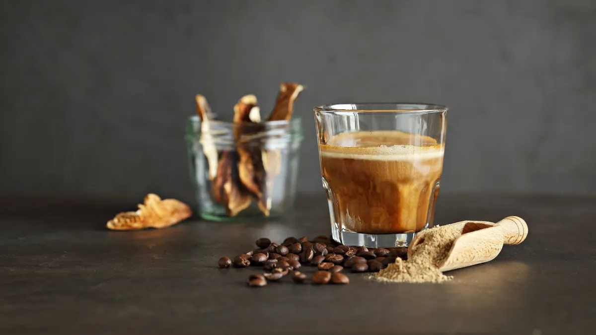 Gombakávé pohárban:igazi barista kinézet.