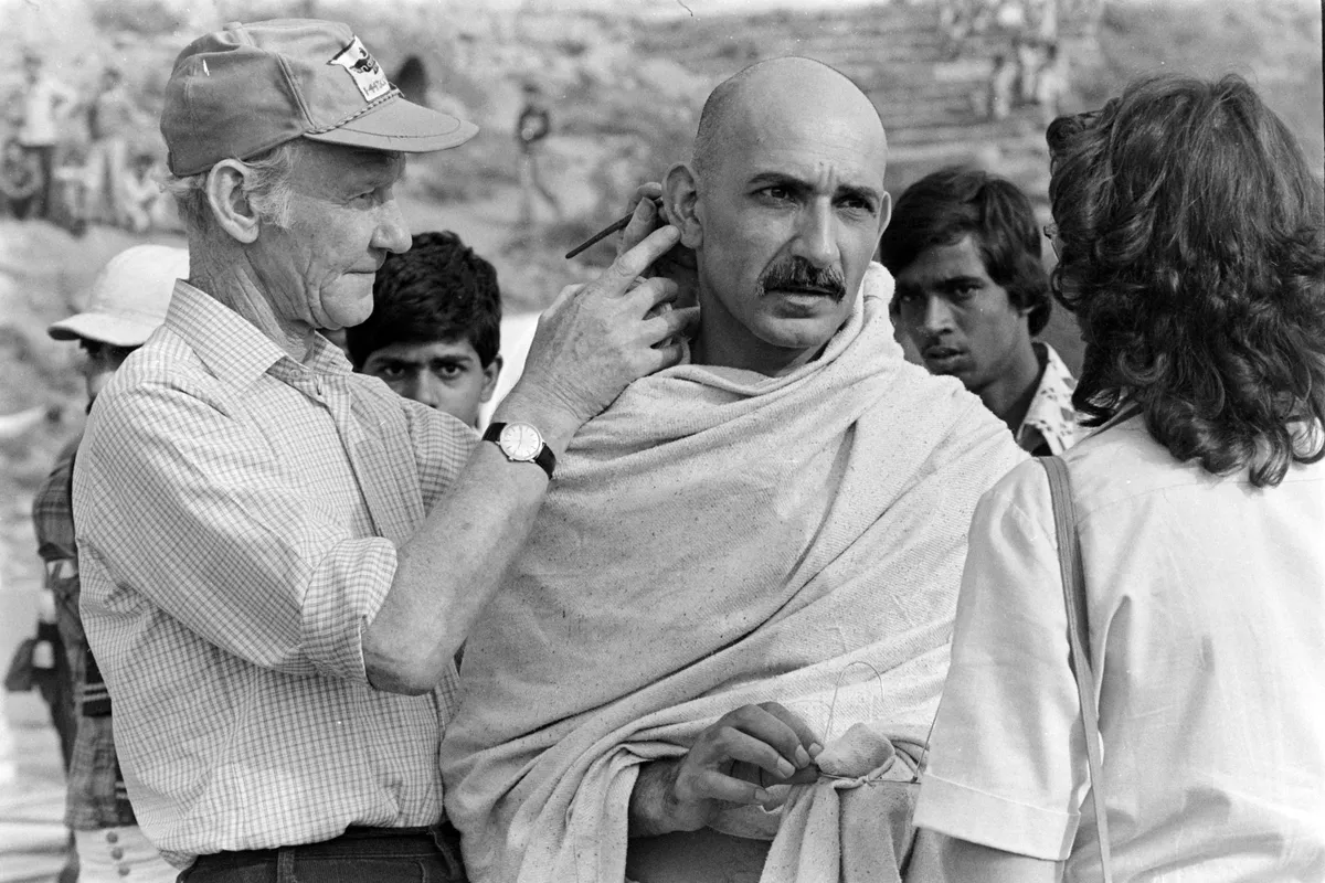 Actor Ben Kinsley playing the role of Mohandas K Gandhi on set during the filming of the movie 'Gandhi', New Delhi, India, December 1980. (Photo by Sondeep Shankar/Getty Images)