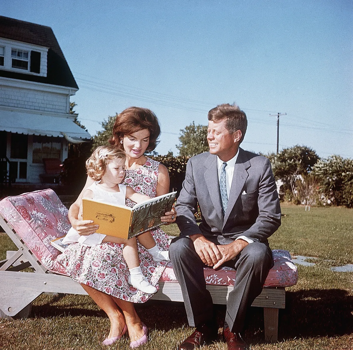 John F. Kennedy, Jacqueline Kennedy és lányuk, Caroline
