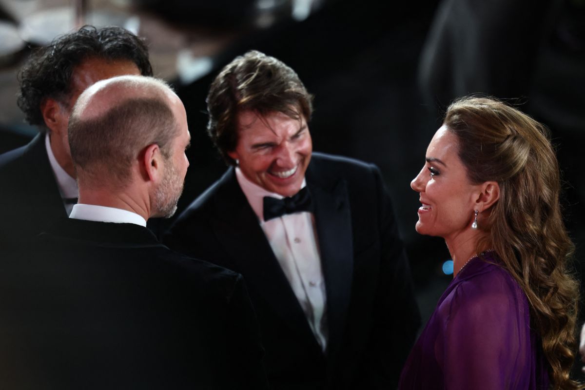Tom Cruise Katalin hercegnével és Vilmos herceggel a Digger premierjén Londonban.
