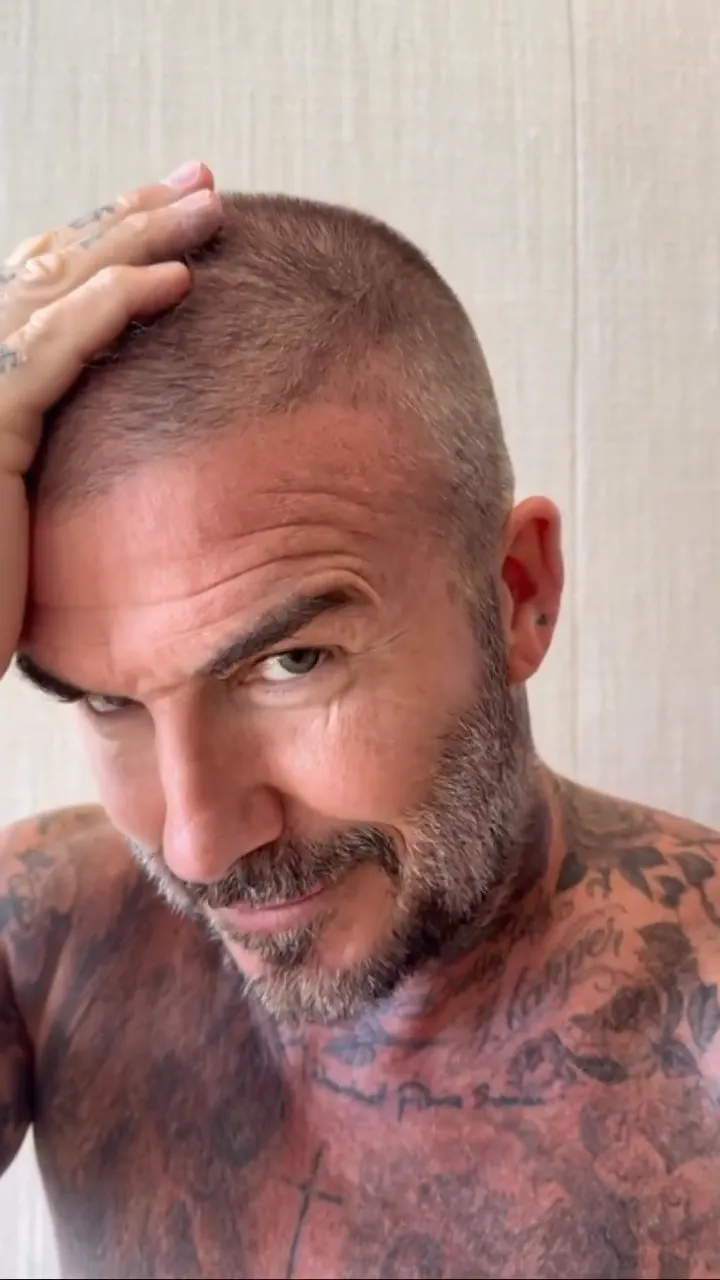 David Beckham otthon vágta le a haját