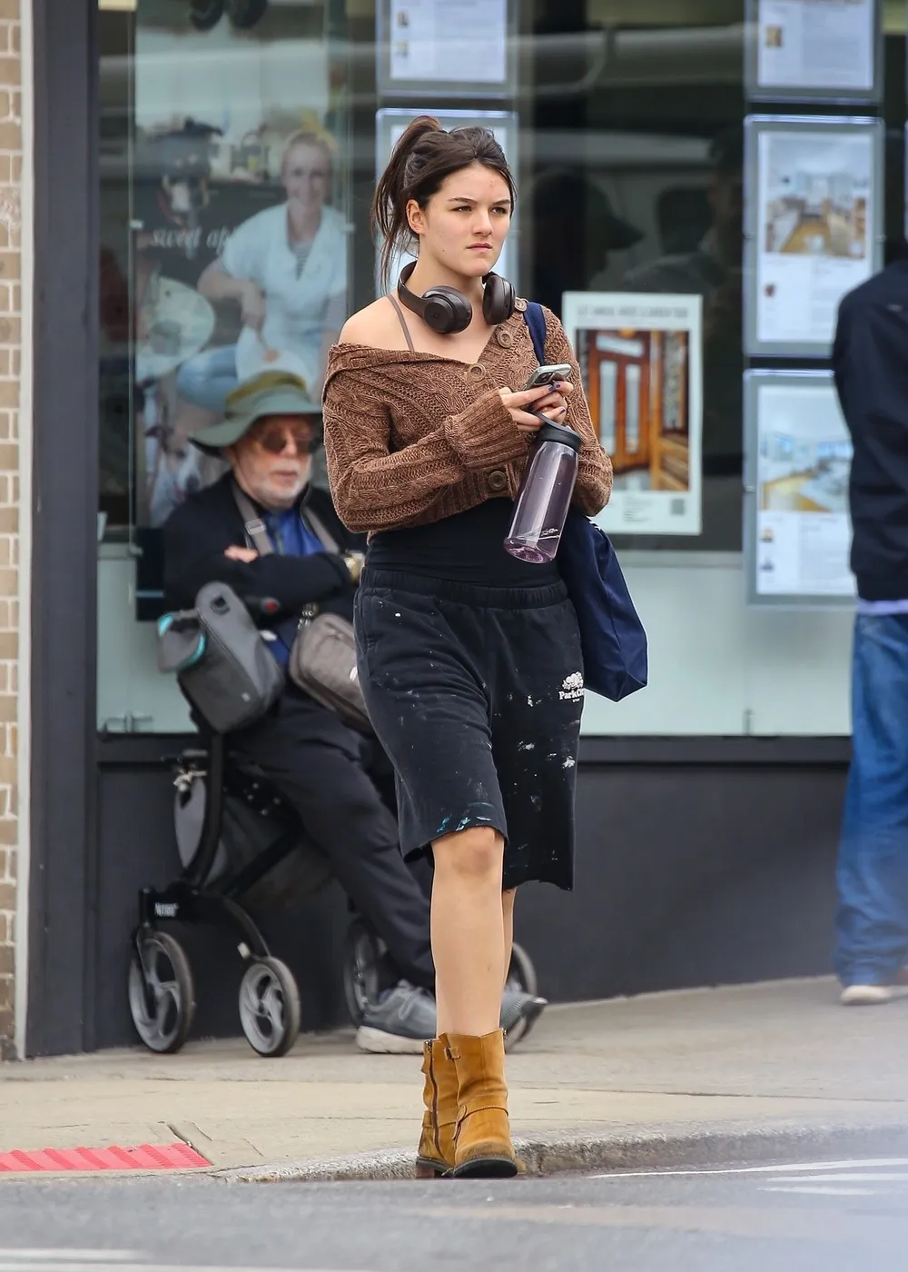 Suri Cruise nem Cruise többé, édesanyja második keresztneve lett a vezetékneve