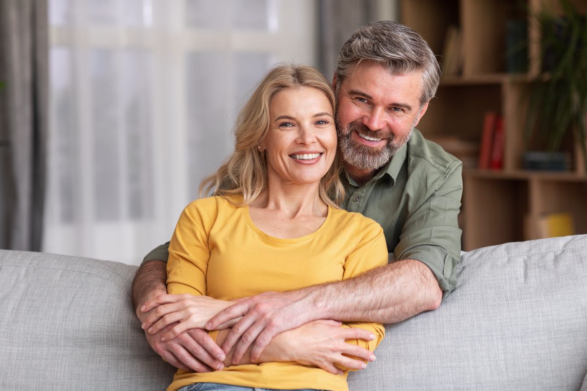 A menopauza idején és azután is örömteli maradhat az intimitás.