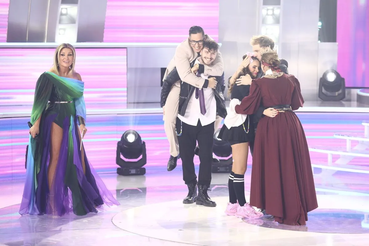 Liptai Claudia istenien festett A Nagy Duett színpadán 