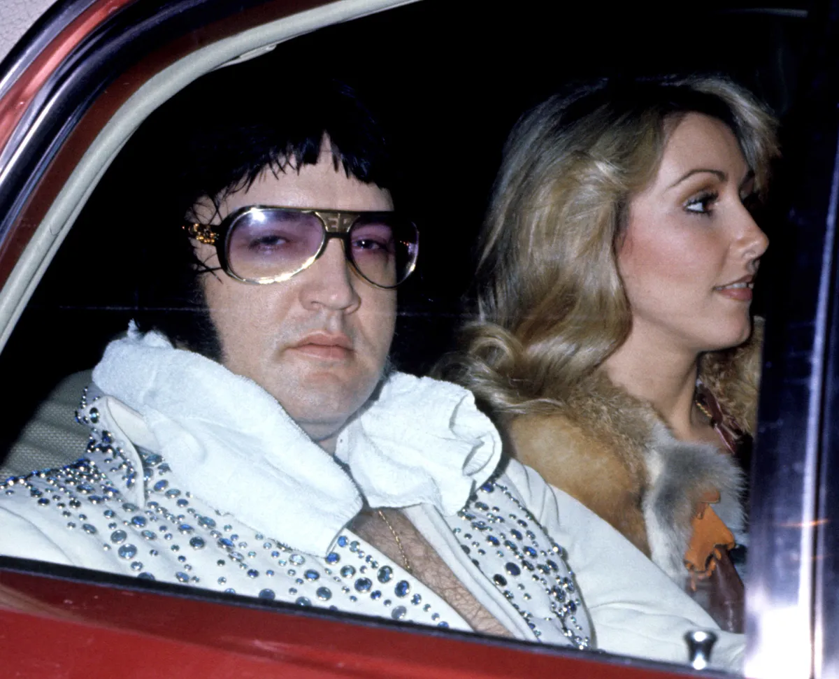 Elvis utolsó éveiben fiatal kora ellenére, fizikailag és lelkileg is egyre rosszabb állapotba került.