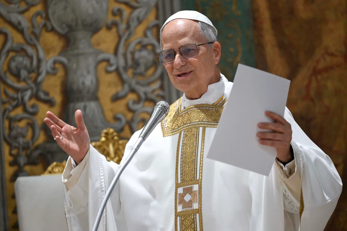 XIV. Leó pápa már gyerekkorában is paposat játszott