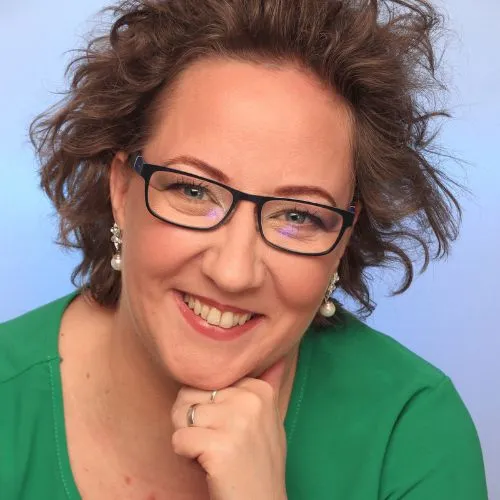 Mayer Zsuzsanna